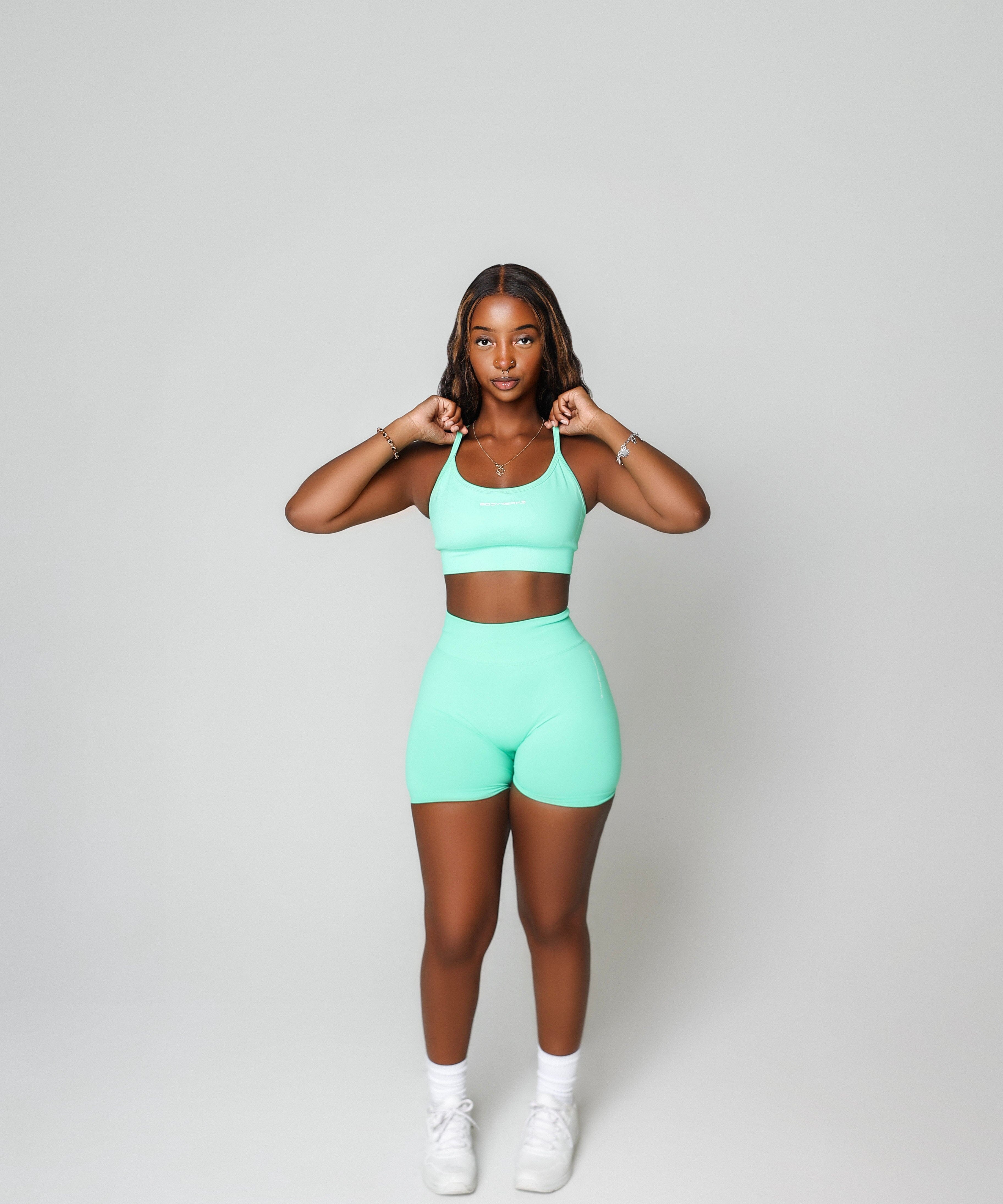 COMPACT SEAMLESS SHORTS bodywerkz Neon green S 