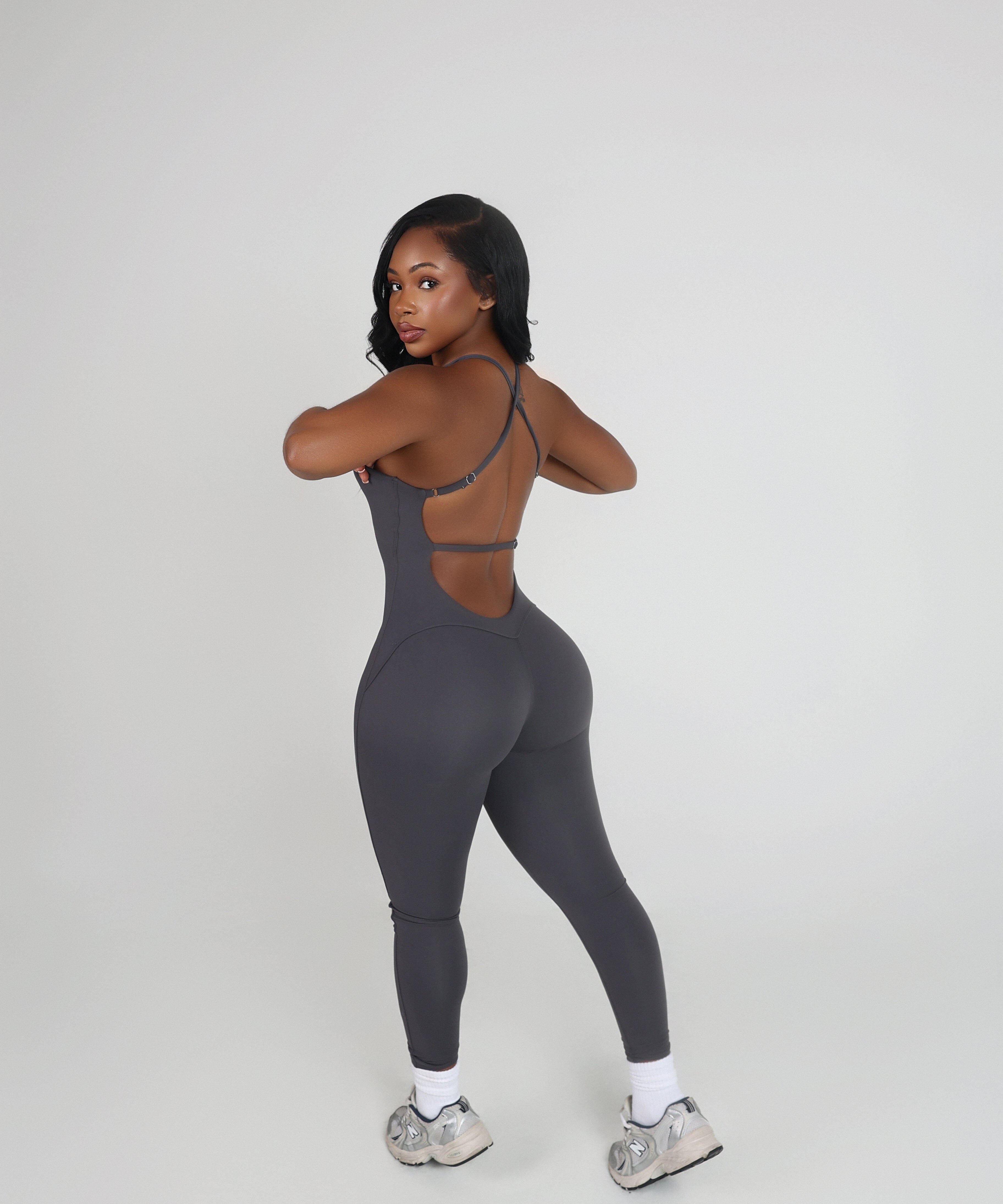 HALTER BACKLESS JUMPSUIT bodywerkz S Stone 