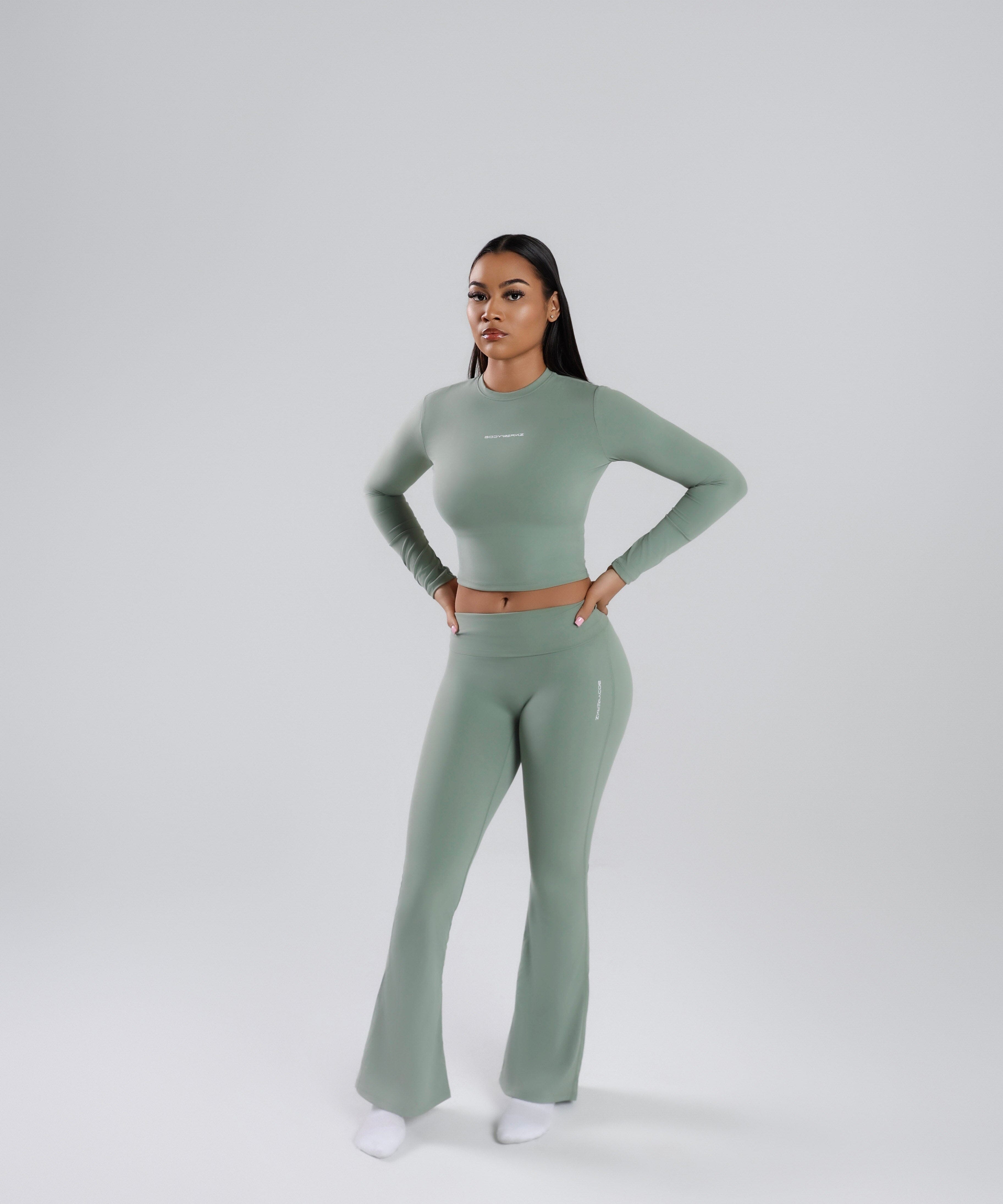 LONG SLEEVE CROPPED TOP bodywerkz 