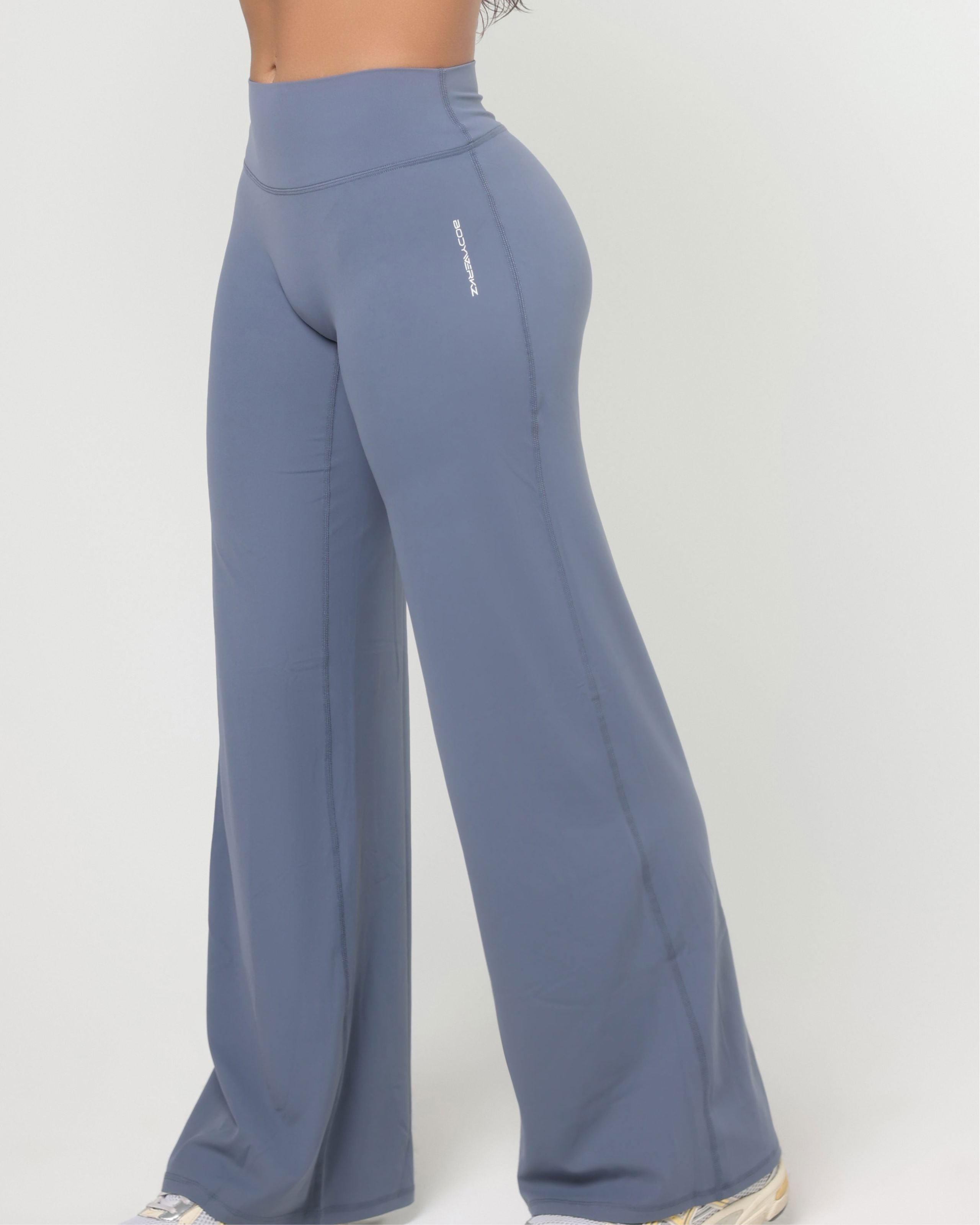 LUXE FLOW PANTS bodywerkz Sky blue S 