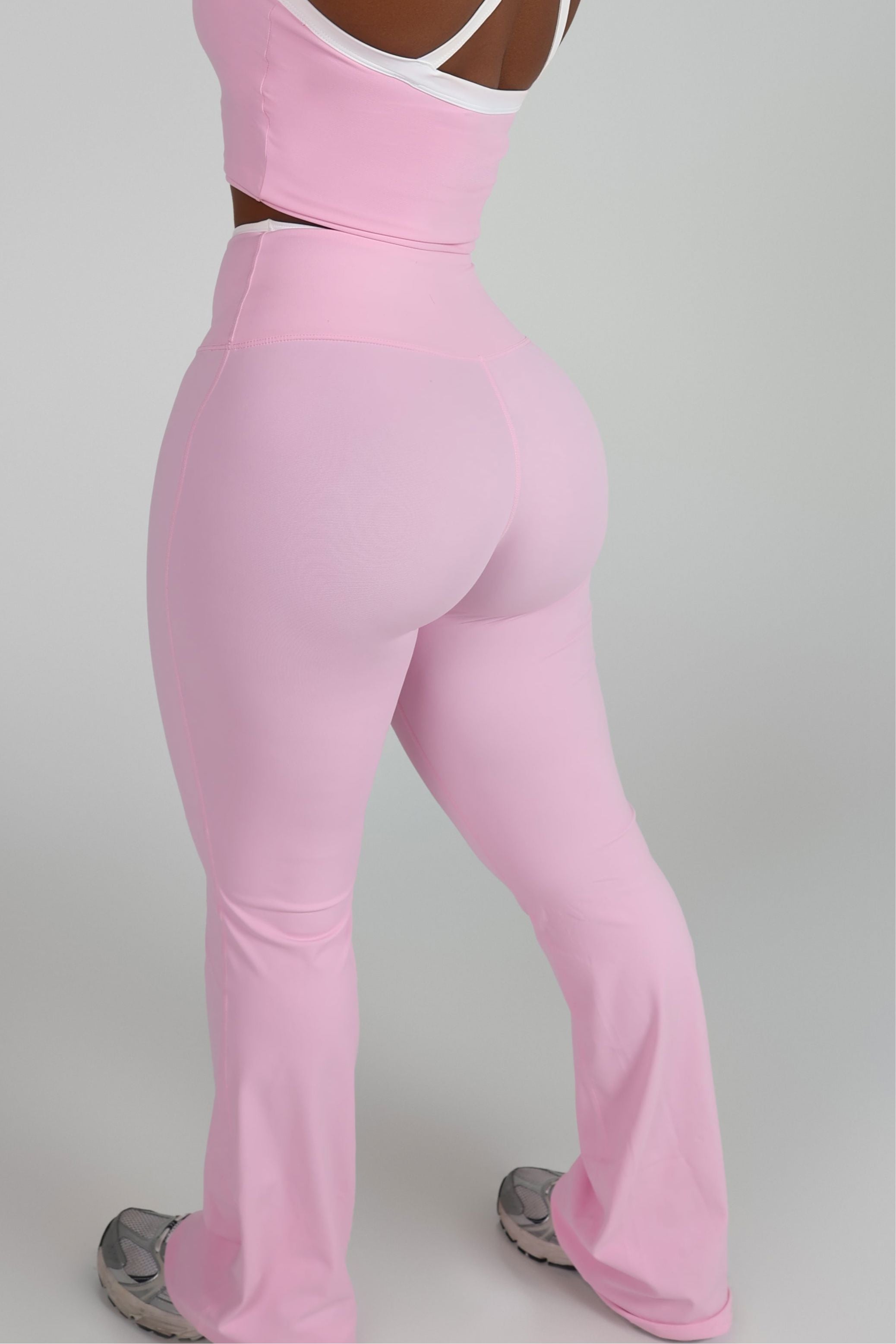 OUTLINE FLARE PANTS bodywerkz 