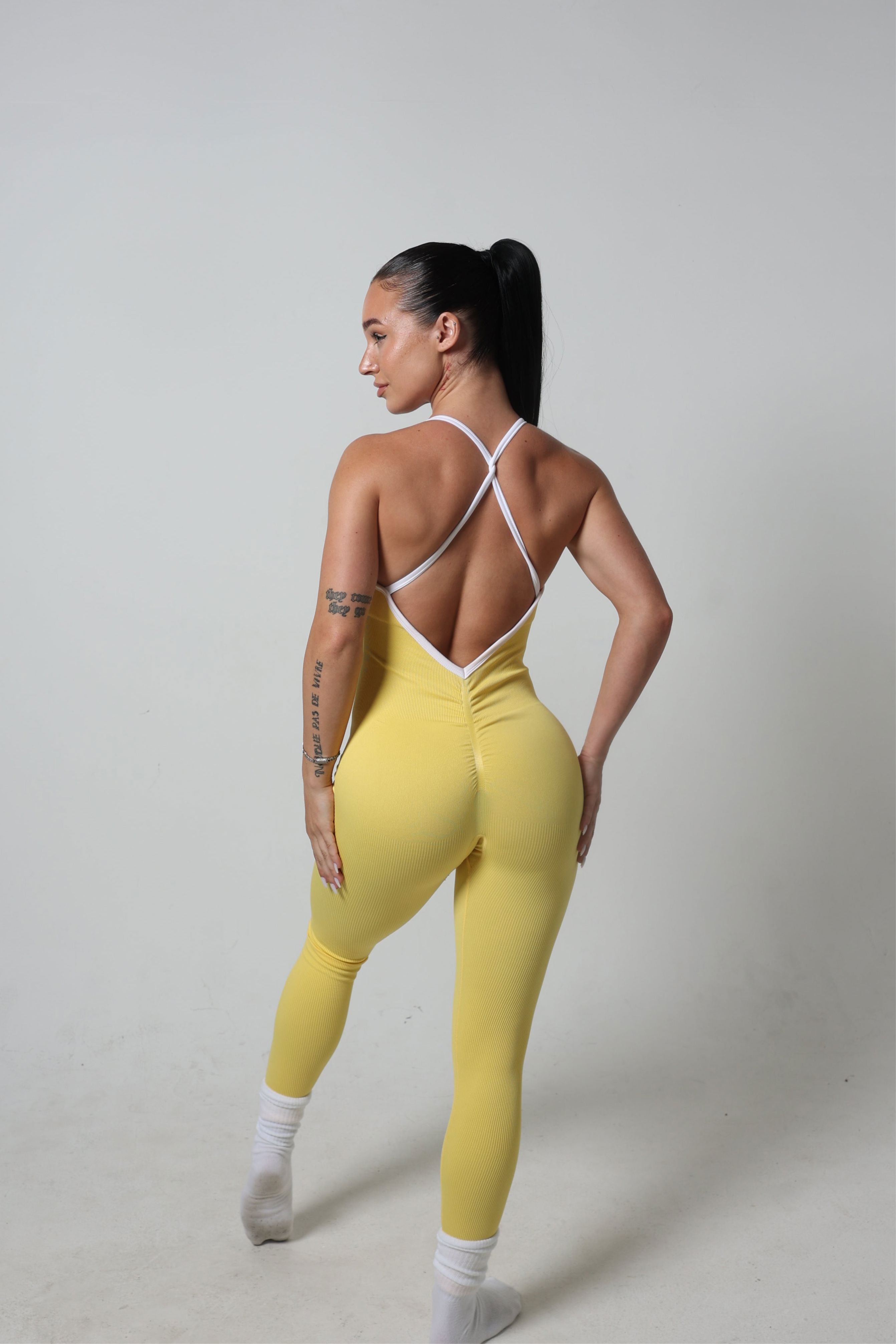 OUTLINE JUMPER bodywerkz 