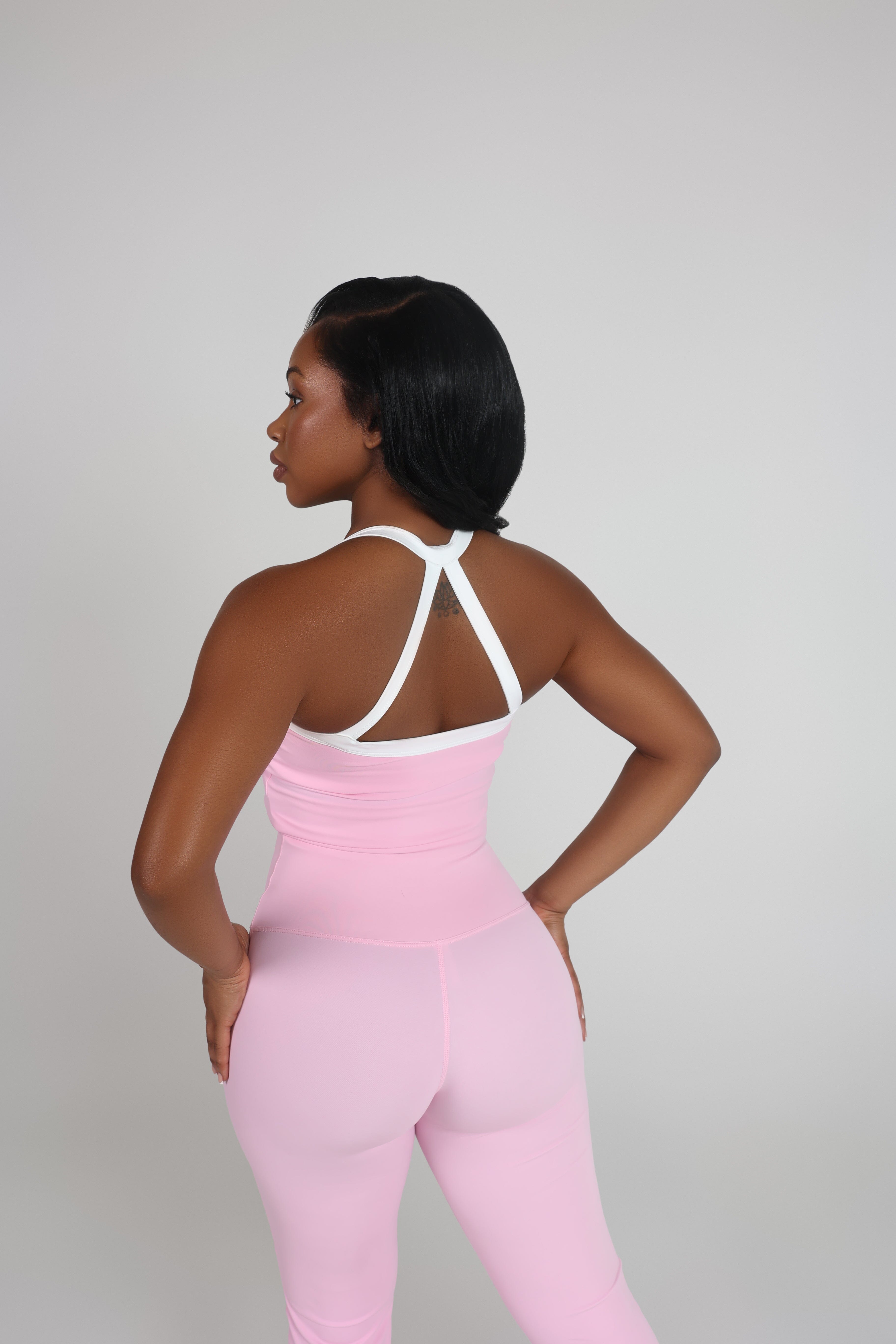 OUTLINE STRAP TOP bodywerkz 