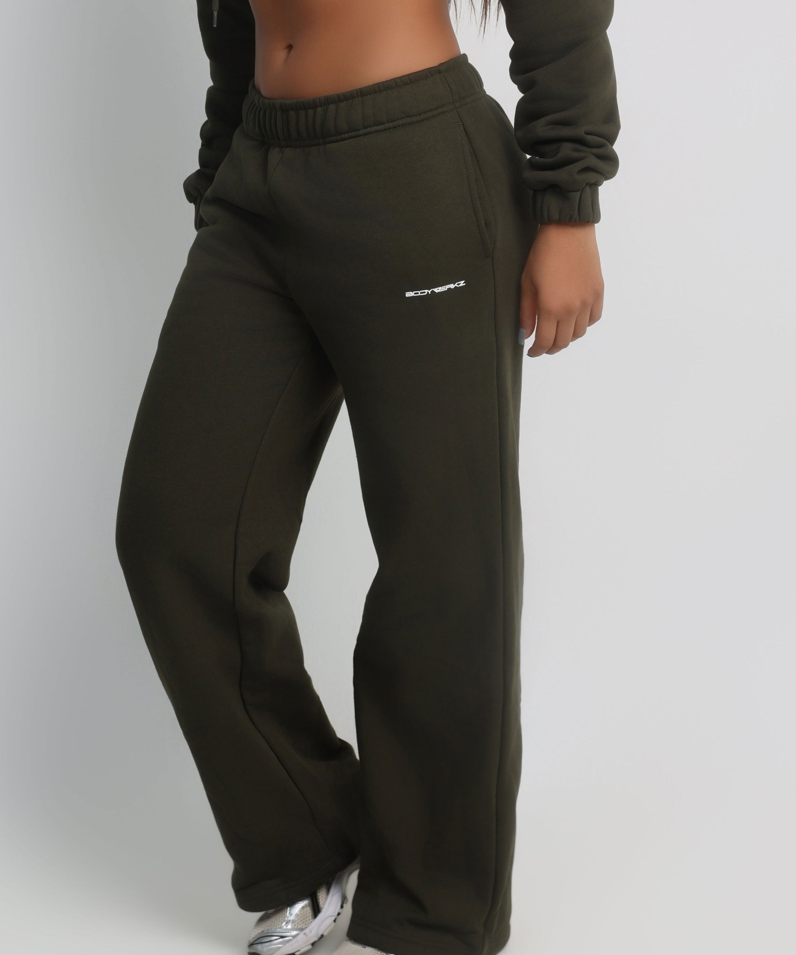 OVERSIZED SWEATPANTS bodywerkz S Olive Green 
